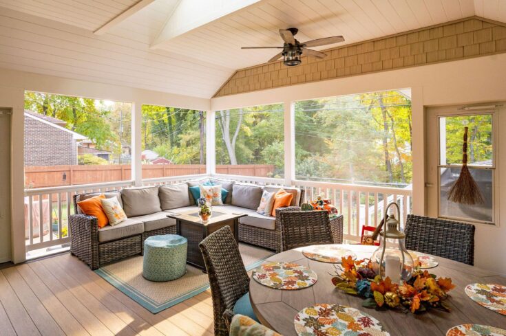Screened-in Porch & Deck in Claymont, DE